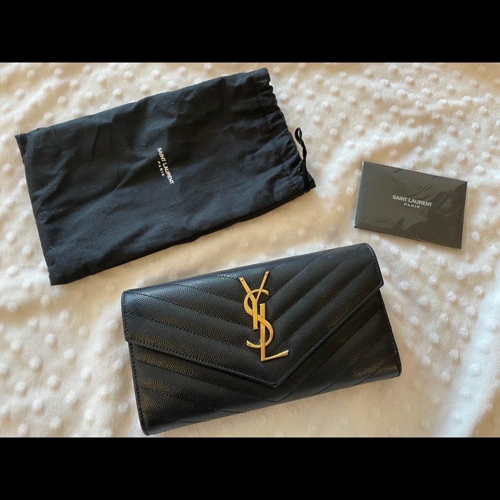 Ysl classic monogram matelasse